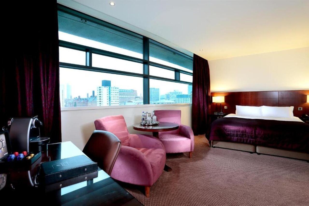 Manchester Marriott Hotel Piccadilly ภายนอก รูปภาพ